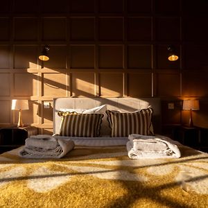 Camera standard con letto king size